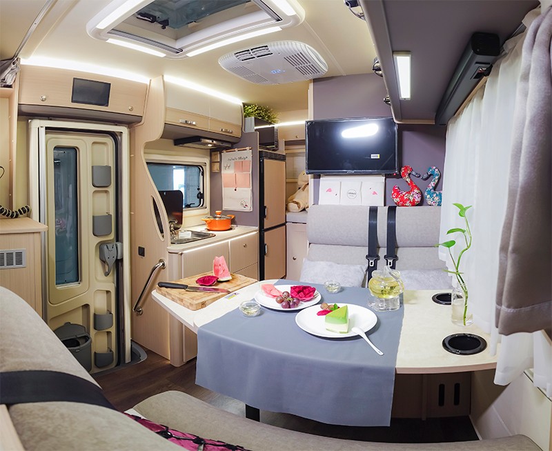 柴油四驅(qū)房車,這款還有超大床 柴油四驅(qū)房車,這款還有超大床