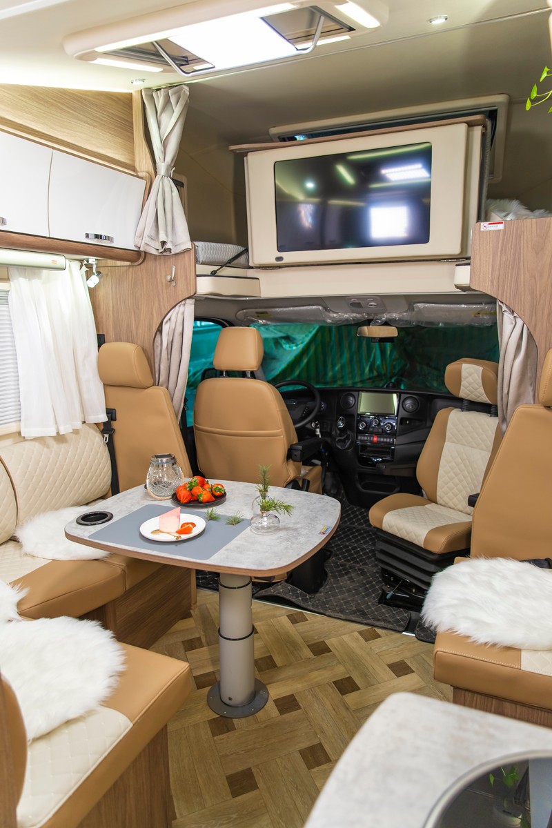 更舒適的房車(chē)生活，還是選這款房車(chē)