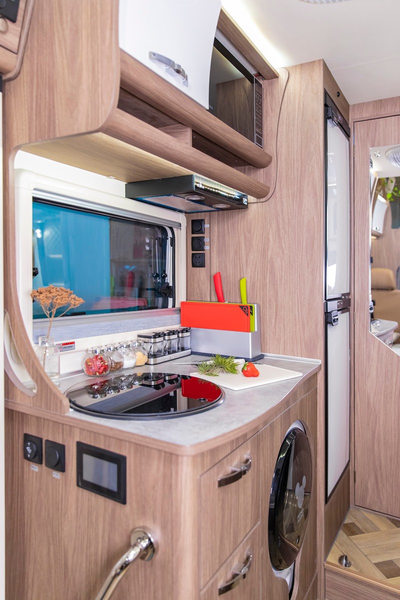 更舒適的房車(chē)生活，還是選這款房車(chē)