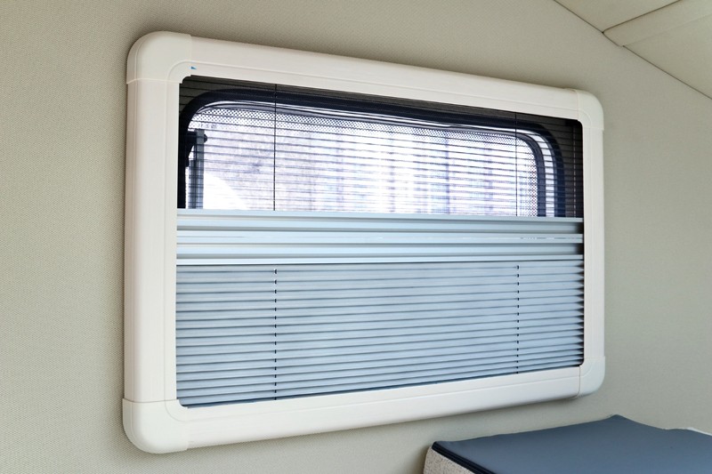 這款房車，勁大省油還是四驅房車