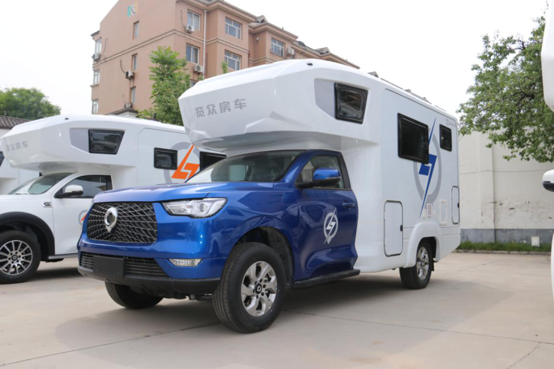 為自由著色!紅、白、藍、棕,你選哪一種? 為自由著色!紅、白、藍、棕,你選哪一種?