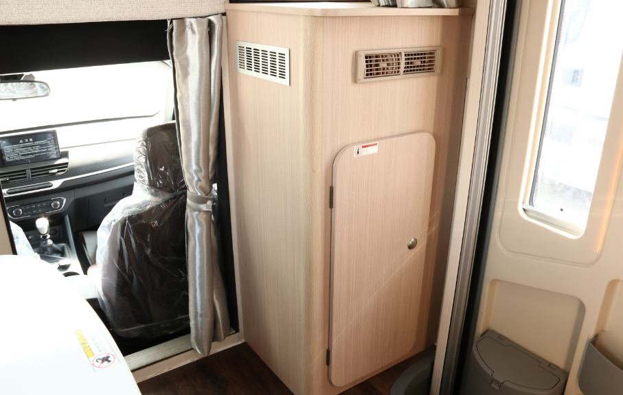 分時(shí)四驅(qū)、超大空間、一代經(jīng)典——風(fēng)駿C7! 分時(shí)四驅(qū)、超大空間、一代經(jīng)典——風(fēng)駿C7!